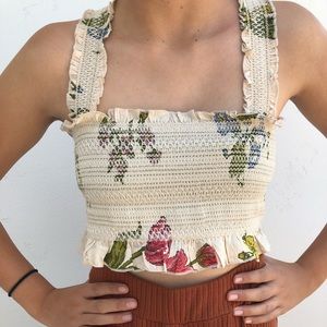 URBAN OUTFITTERS CROP